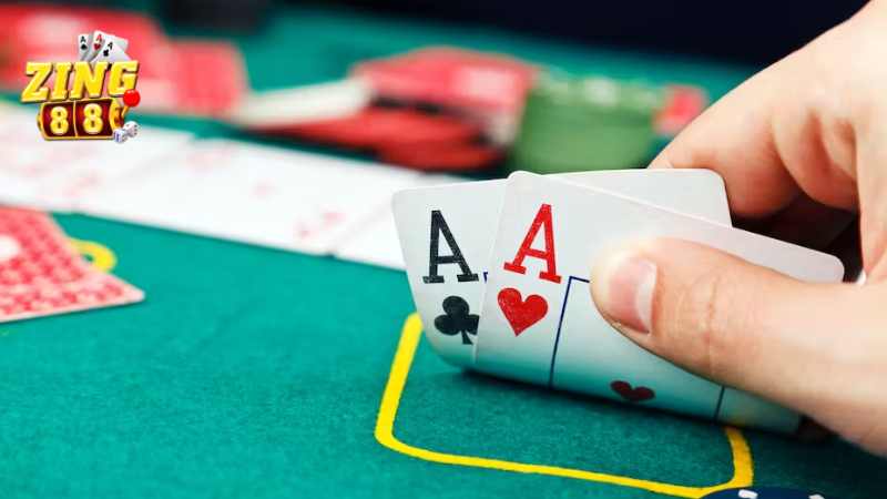 Poker online là như thế nào và chiến thuật chơi tại Zing88.jpg